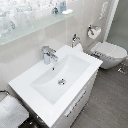 Apartment Raic *