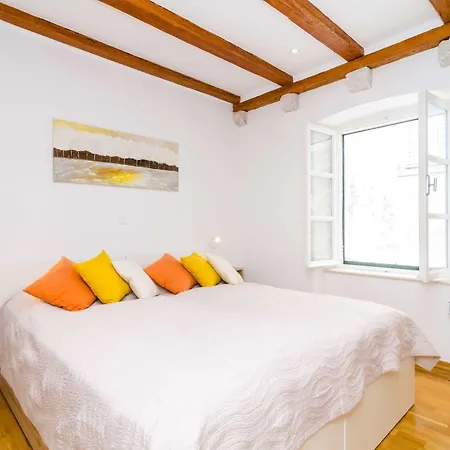 Apartment Raic *