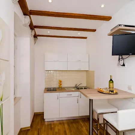 Raic Apartment