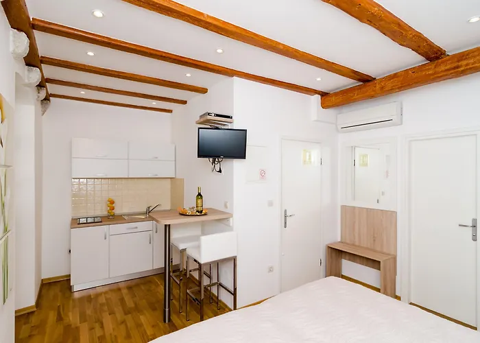 Апартаменты Raic *