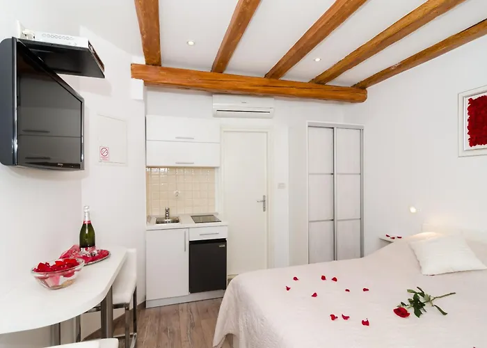 Raic Апартаменты *